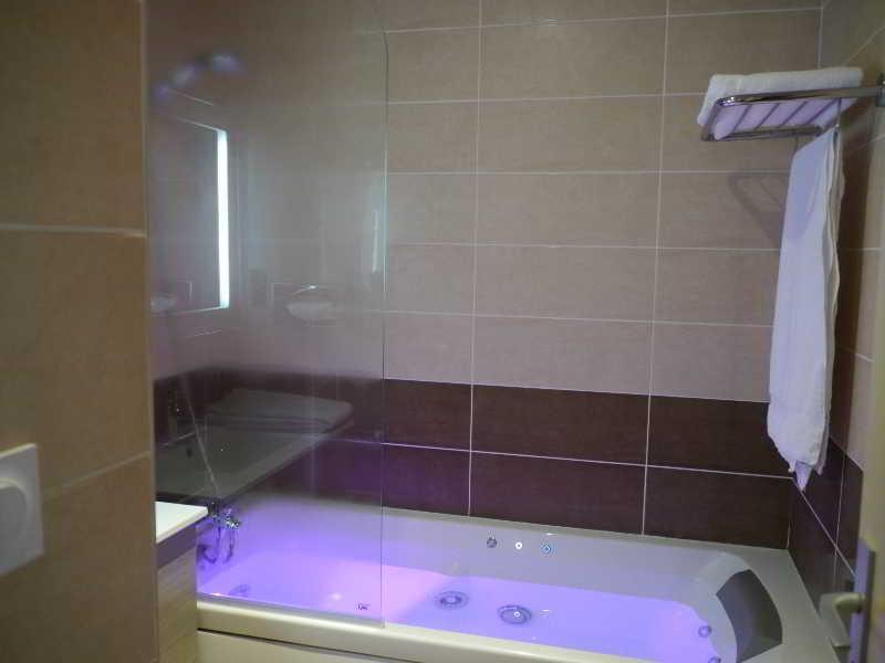 Hotel Le Barry, Toulouse Nord Gratentour Dış mekan fotoğraf