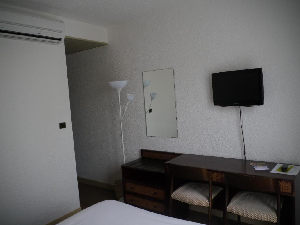 Hotel Le Barry, Toulouse Nord Gratentour Oda fotoğraf